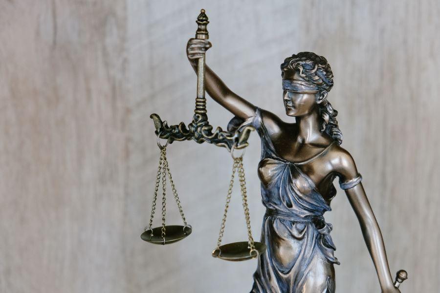 Why clients trust FlatSure Counsel for real estate legal support